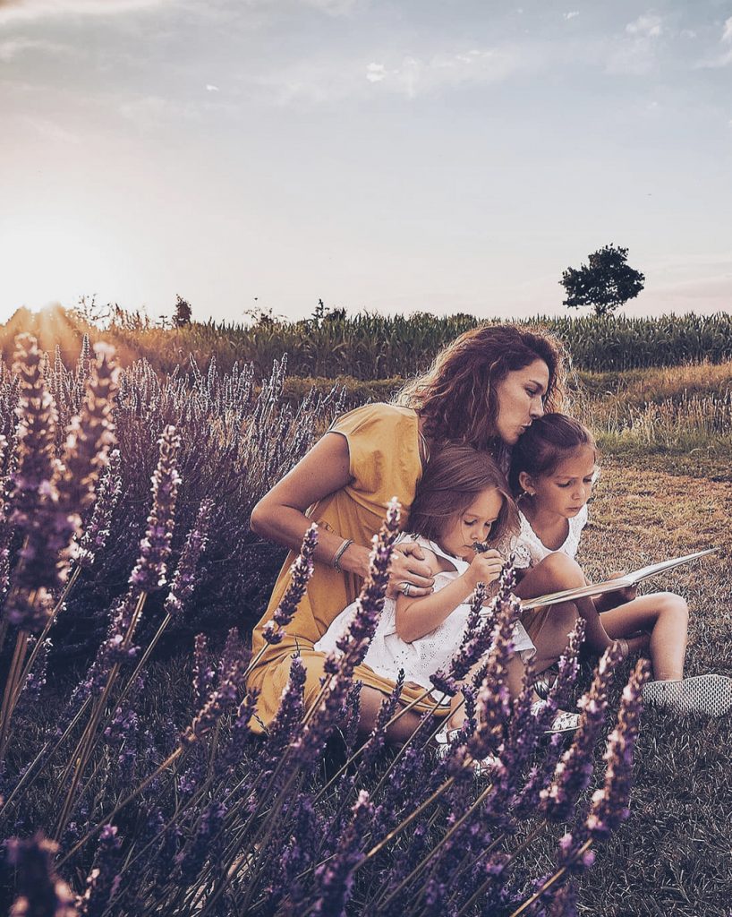 galleria-famiglia_0003_mammaEfiglie-lavanda3